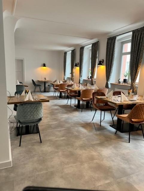 Hotel Rhodter Adler Rhodt unter Rietburg Luaran gambar